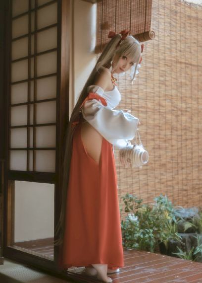 韩国电影三级舌吻r