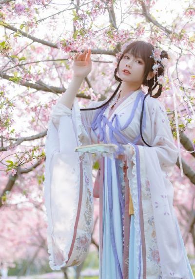 《乳色吐息》第一集