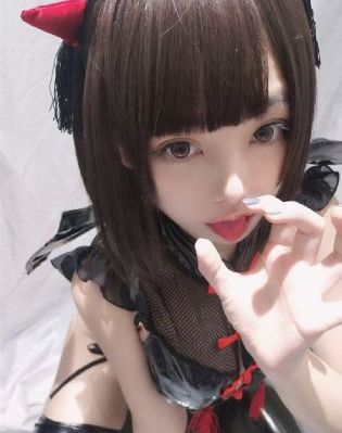 皓衣行